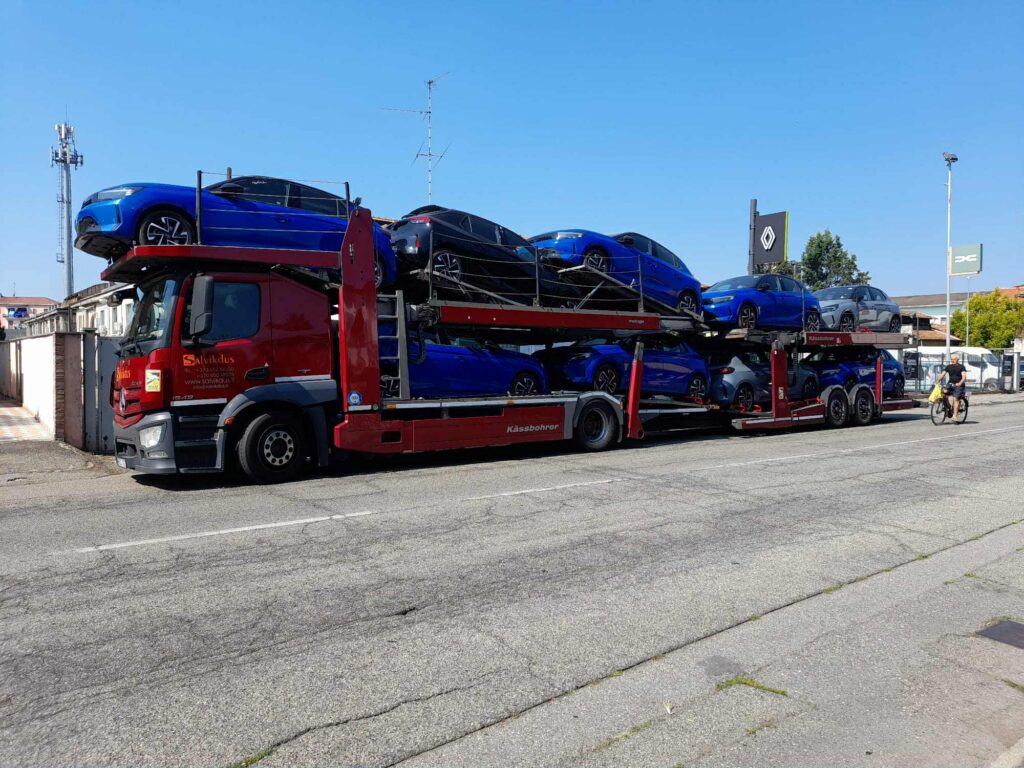 2873423c-162e-4000-950f-d74dc9175677