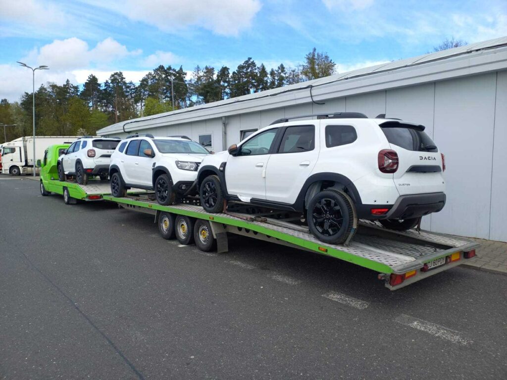 b2ba4901-8a53-4c32-b785-c1c4be7c64f6